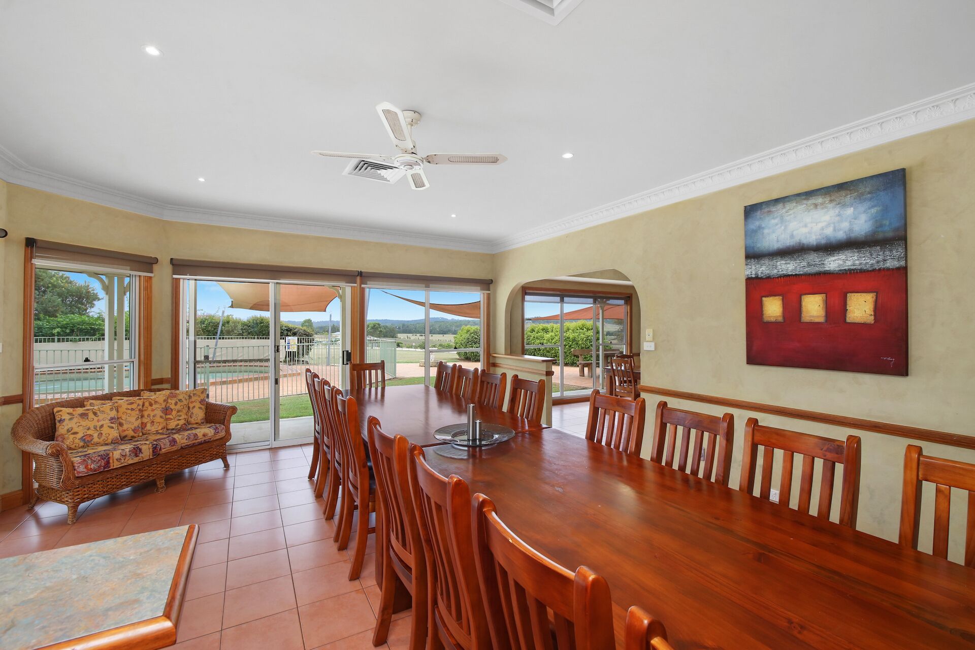 Windsors Edge Estate — image 15