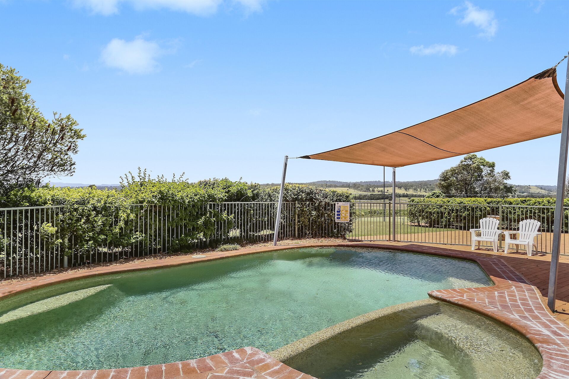 Windsors Edge Estate — image 6