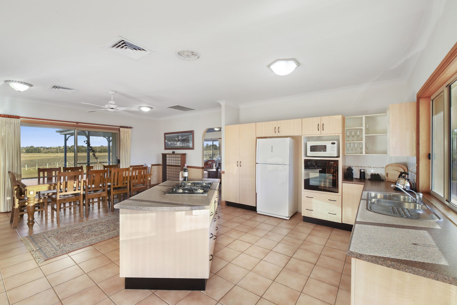 Windsors Edge Estate — image 19