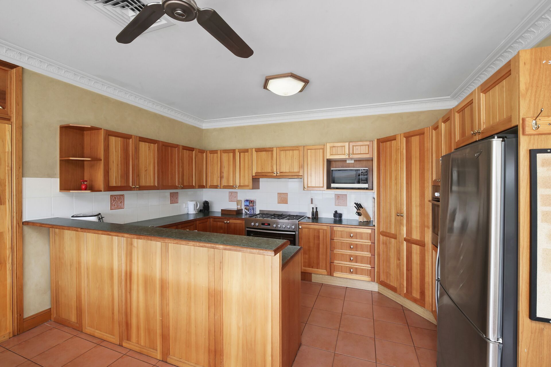 Windsors Edge Estate — image 14