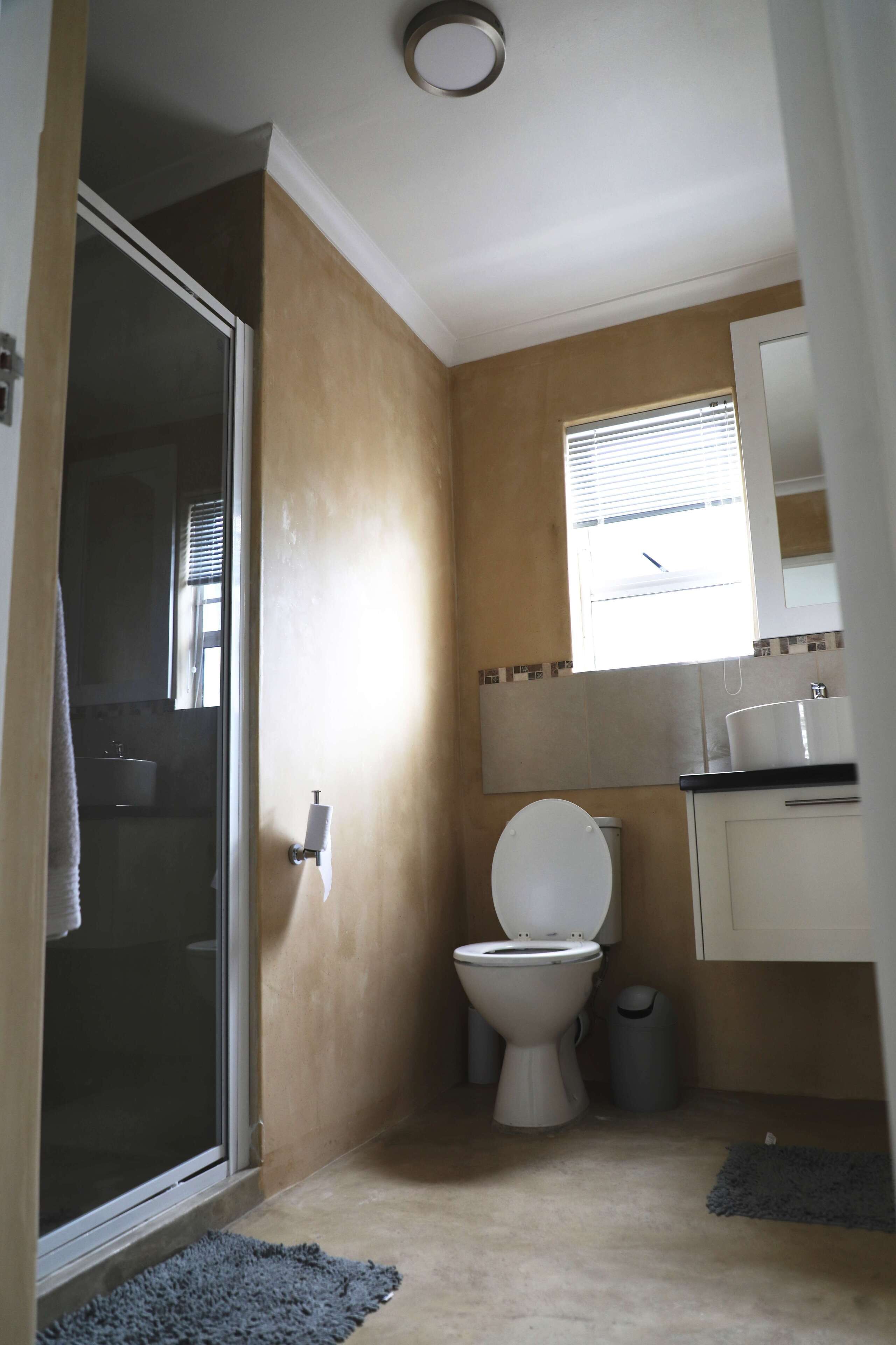 COME AND WATCH THE WALES.