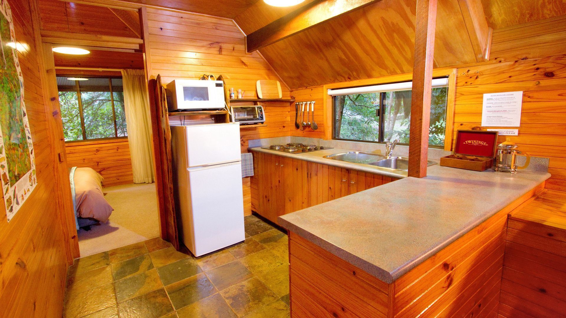 Private timber Cottage in the rainforest
