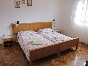 2 bedrooms, free WiFi, bed sheets