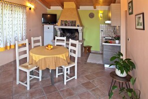 Dining - ROMANTIC CASA RODEL WITH EXTRAORDINARY VIEW (Motovun)