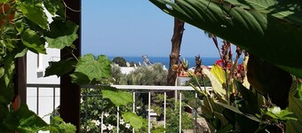 Flat with private back yard - Datca centrum