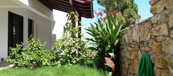 Flat with private back yard - Datca centrum