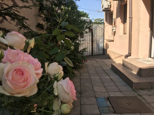 ECONOMY DOPPELZIMMER MIT EIGENEM BAD - ZIMMER NR. 5