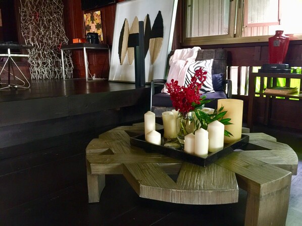 Interior - Experience Thai Living in a Homey City Villa Ideal for Families & Groups (Khwaeng Chong Nonsi)