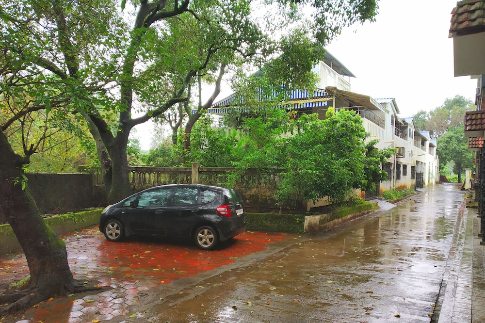 Hideaway Lonavala Holiday Home