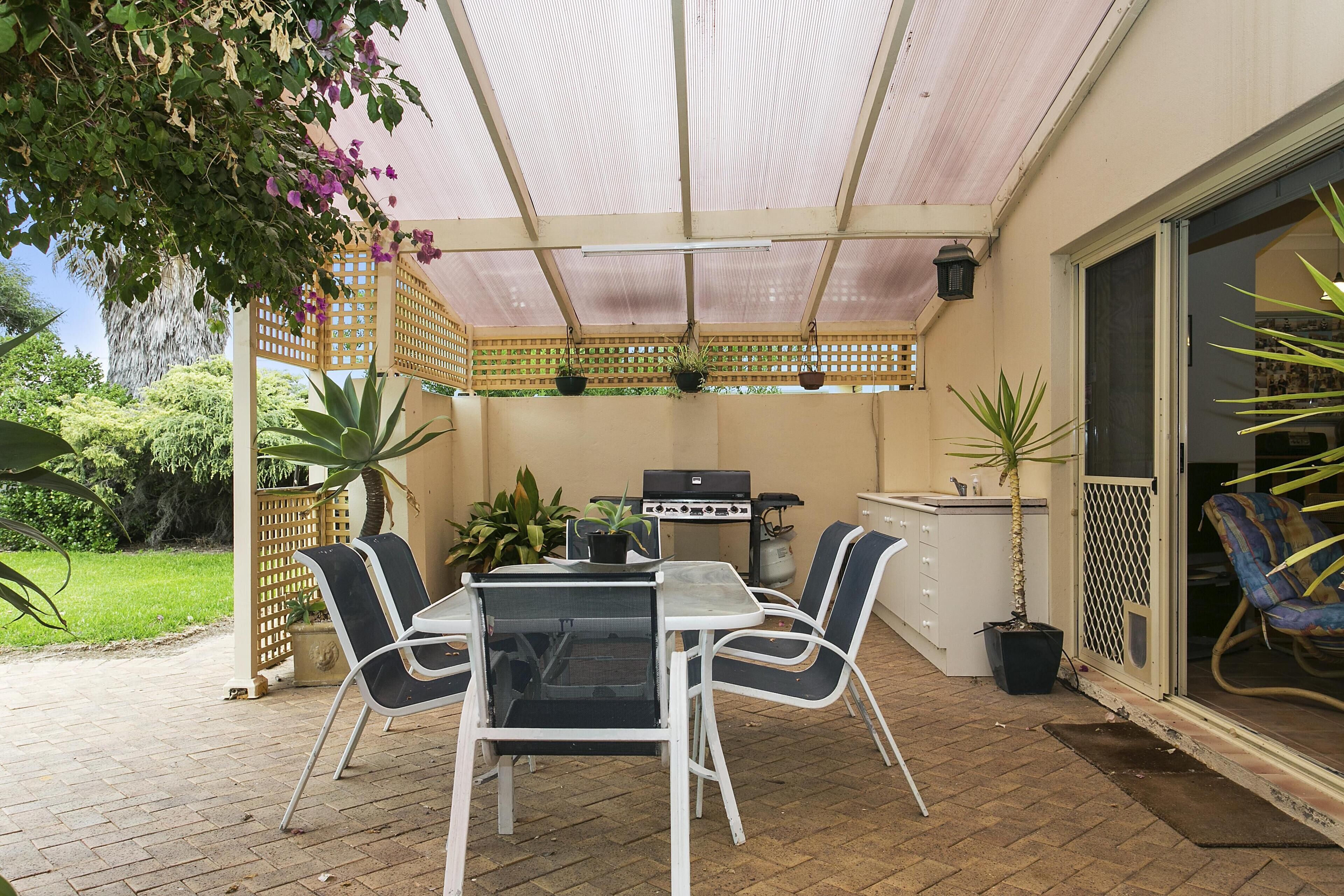 Hayman ~ Aldinga Beach - Well Appointed Esplanade Home with Magical Garden — image 11