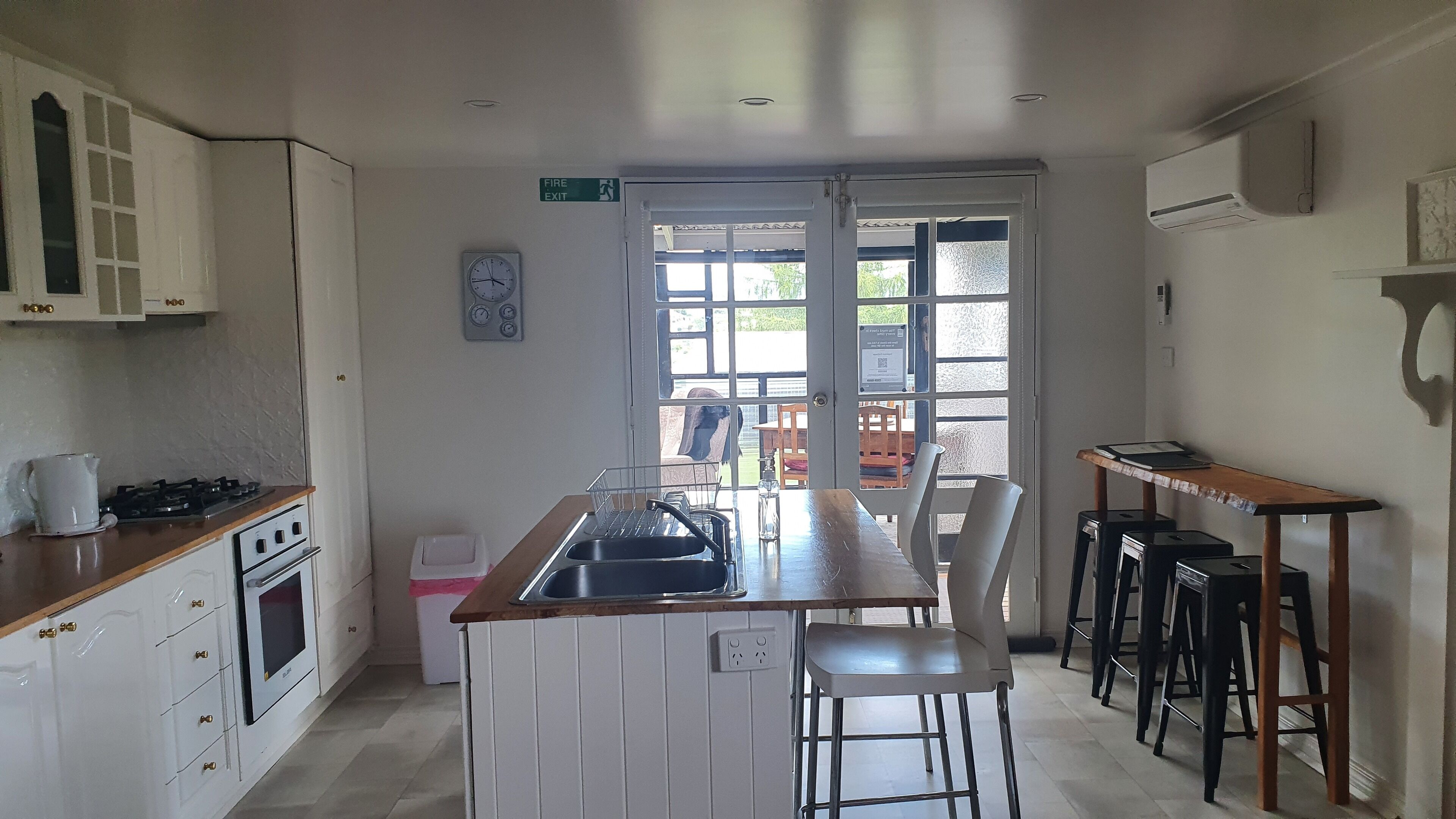 Cosy Original Miners Cottage - Magnificent views of the Great Western Tiers — image 13