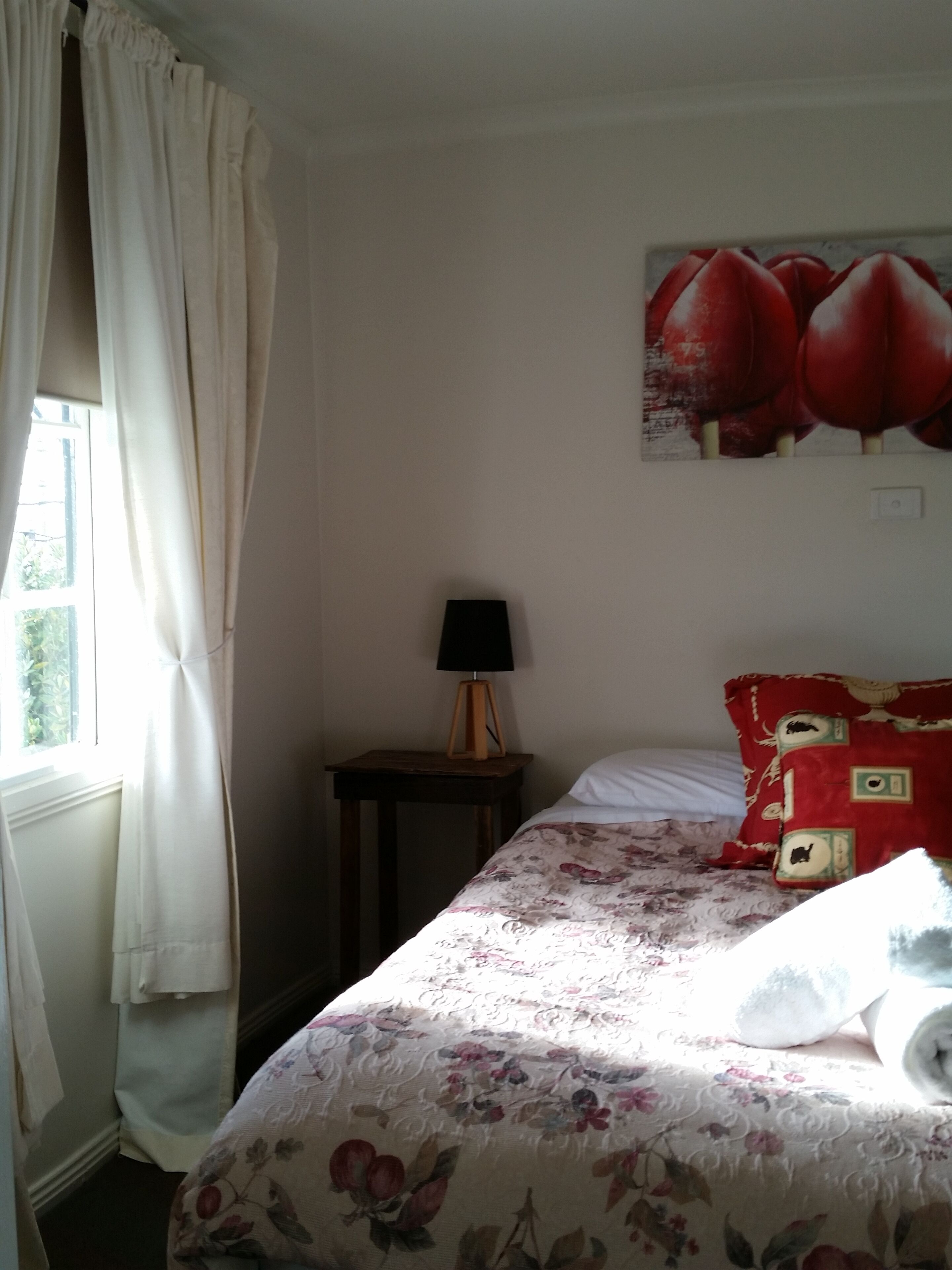 Cosy Original Miners Cottage - Magnificent views of the Great Western Tiers — image 9