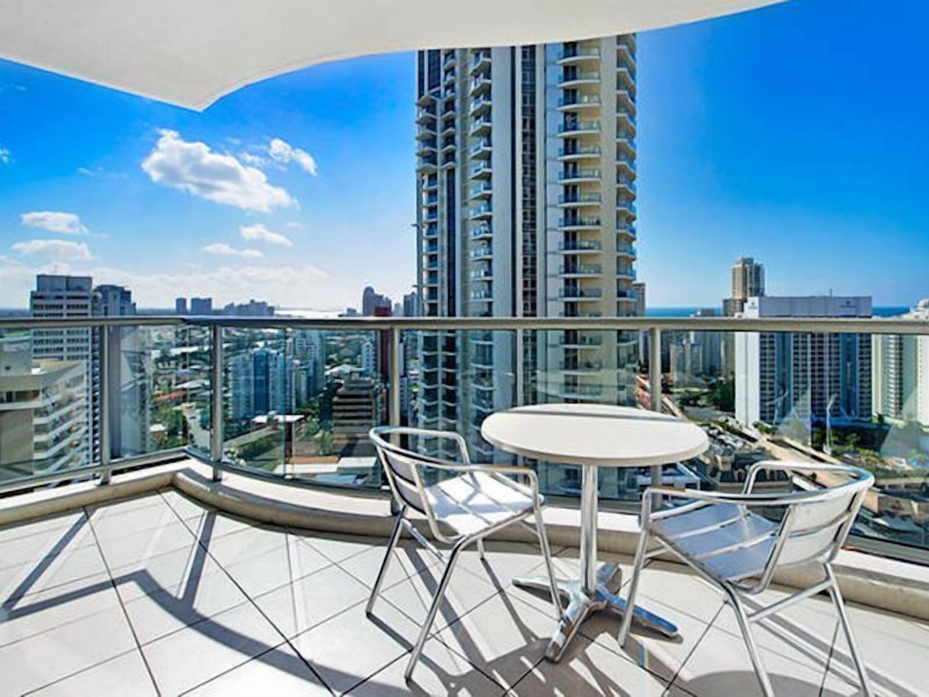 Apartment with Ocean Views — image 7