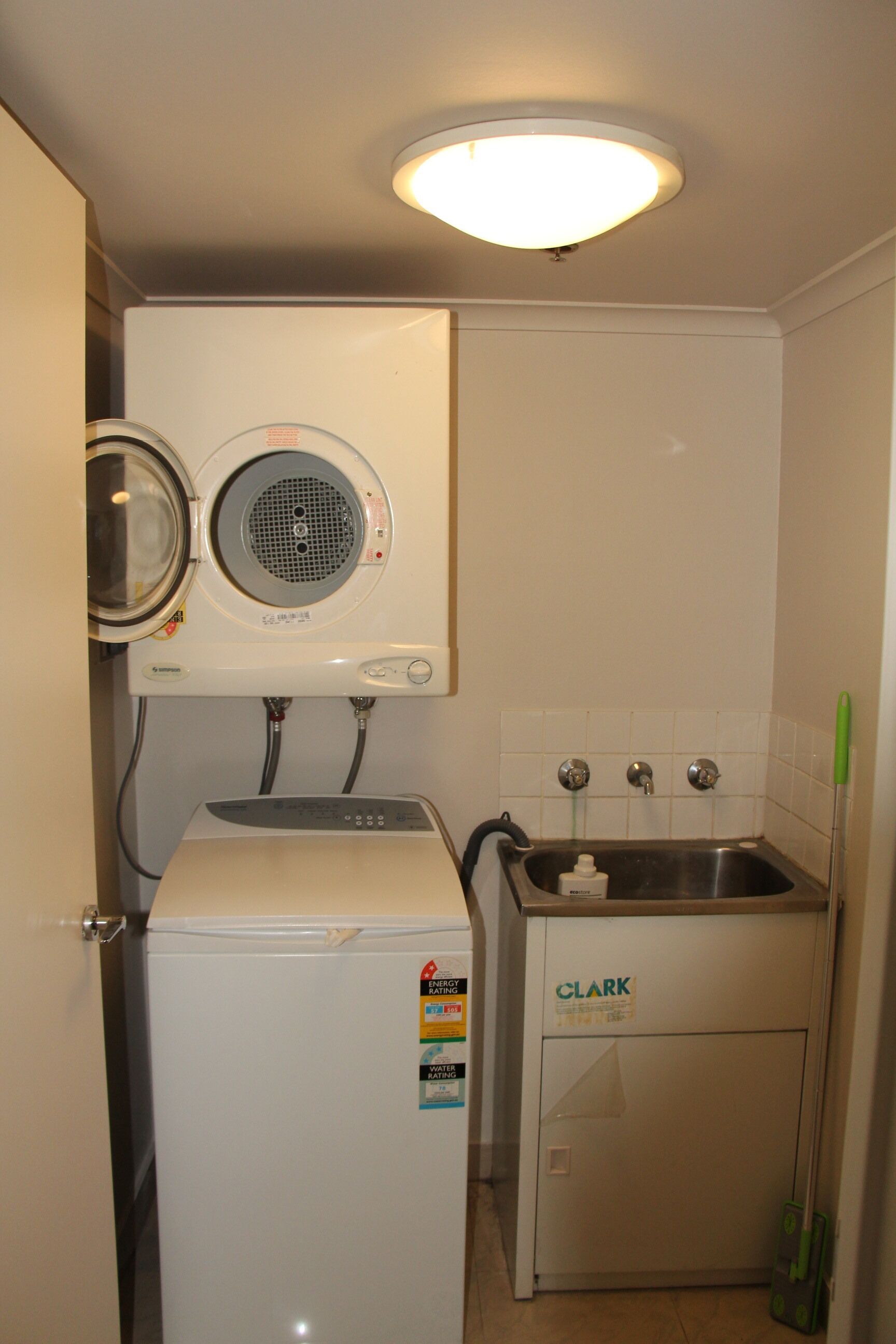 Chatswood Furnished Apartment 2 — image 2