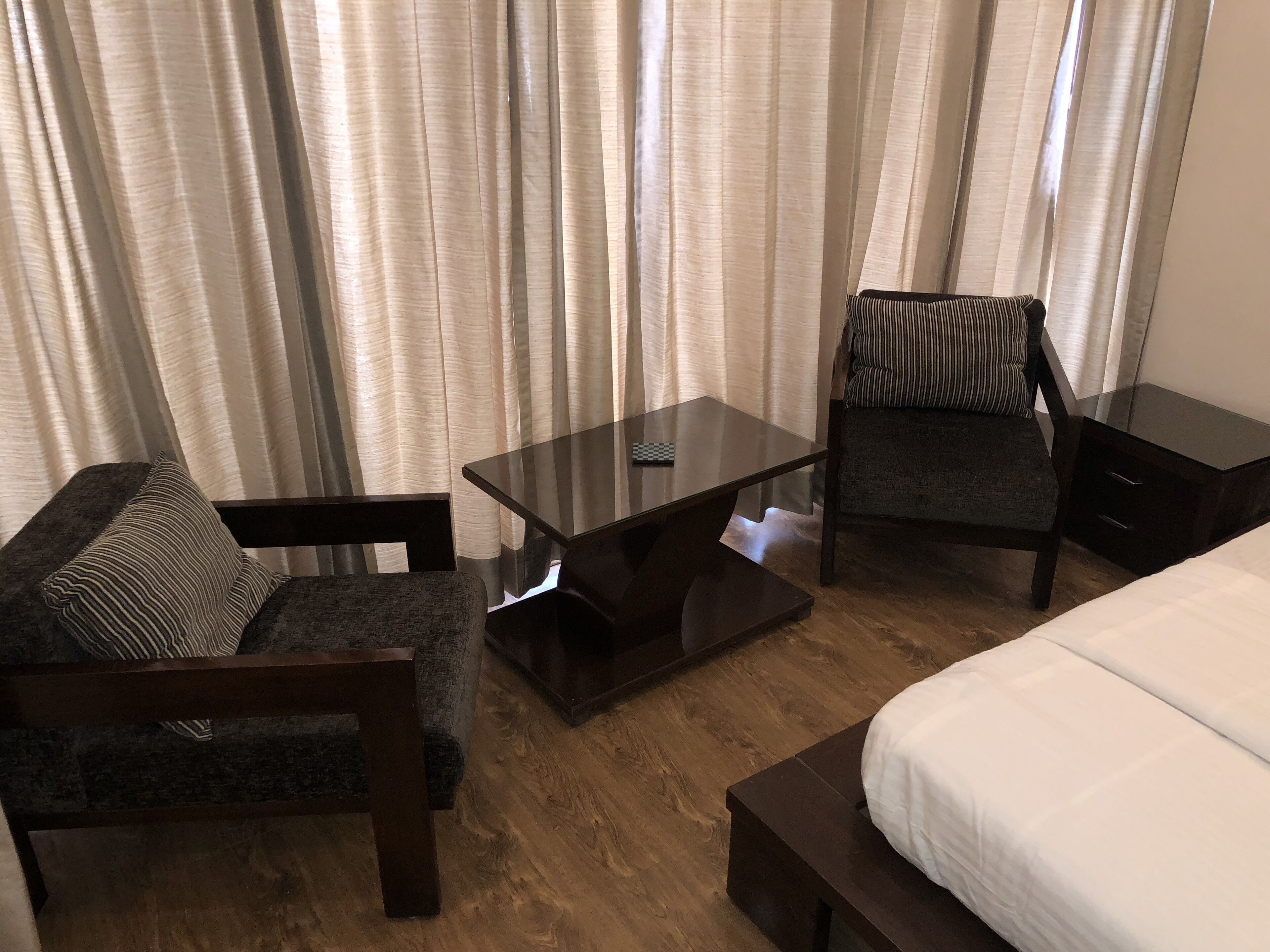 'Phoenix' By EKSTAY - 3 Rooms and 3 Baths