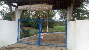 Property grounds - Nature and Welfare (Sete Barras)