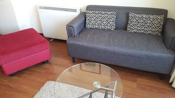 Smart TV, DVD player, stereo