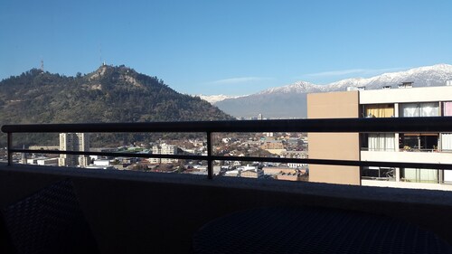 Gorgeous View Apartment Santiago, Recoleta, Chile