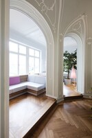 Sala de estar en el lobby