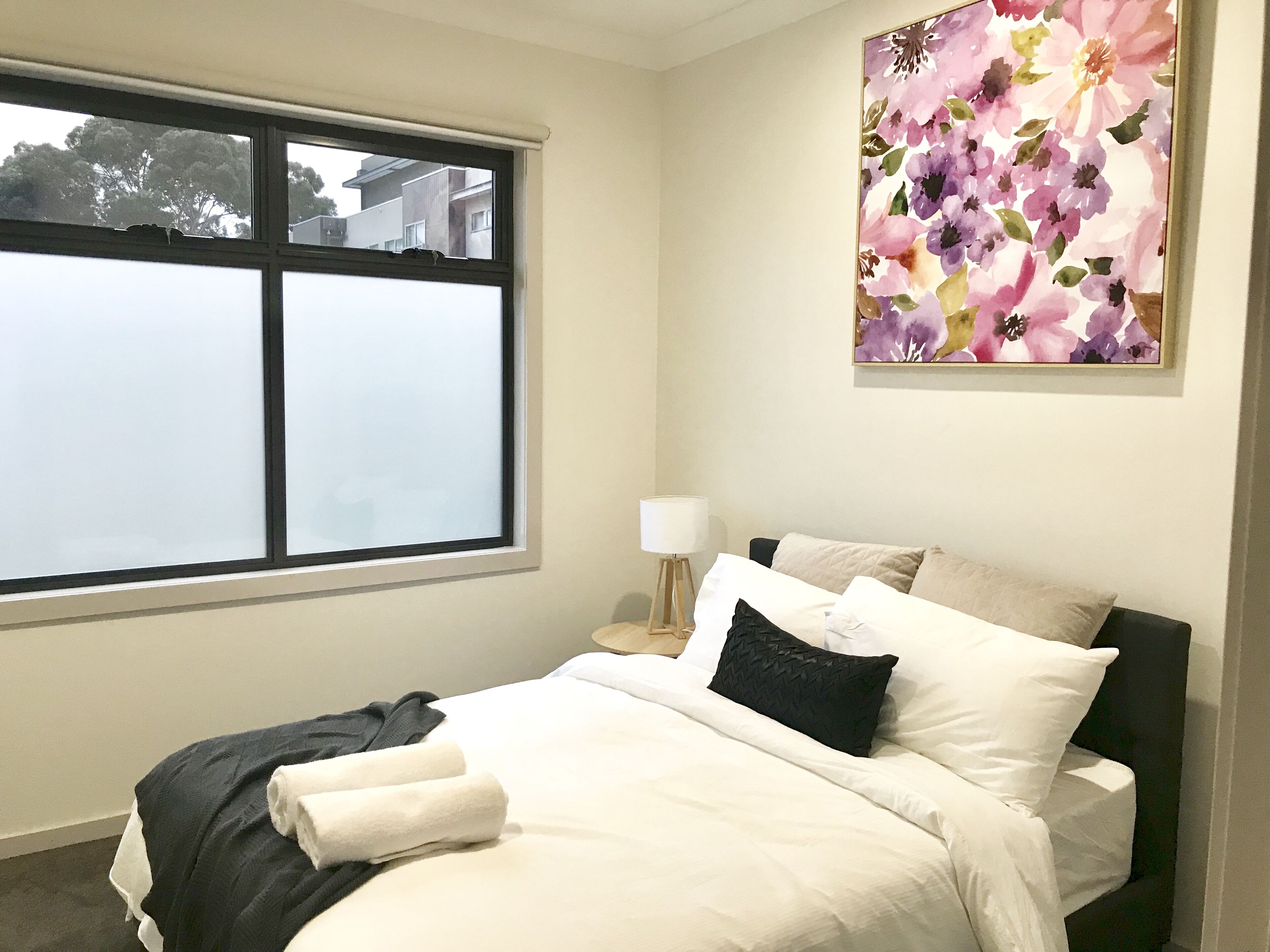 D112 Braybrook Central Stay-Great Getaway — image 13