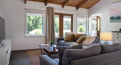 Langfields - Off the Grid solitude with Wifi and Netflix!