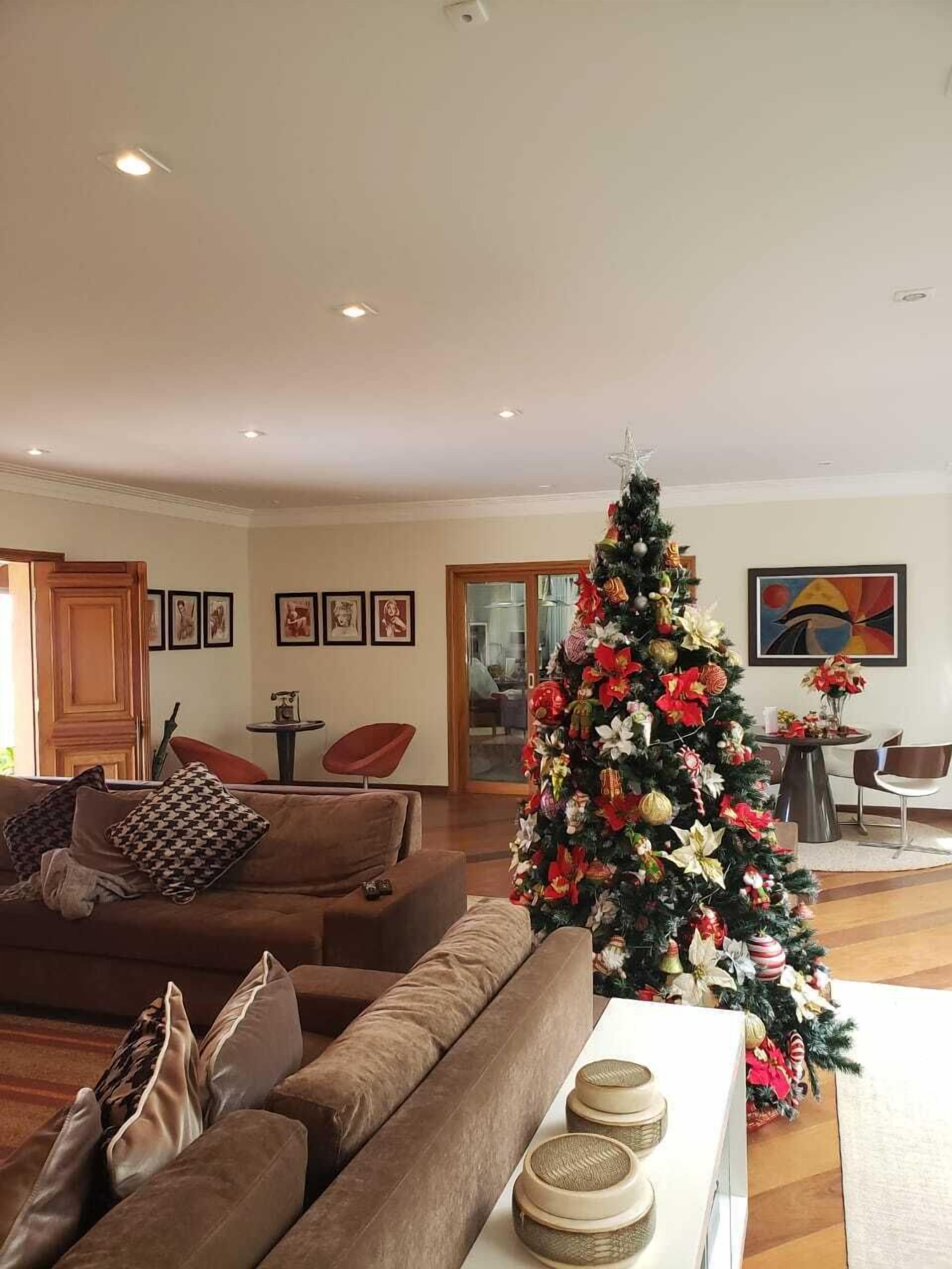 High standard site in Águas de São Pedro, close to the portal and the Water Park.