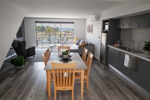 未分类图片，第 2 张，共 12 张，按钮