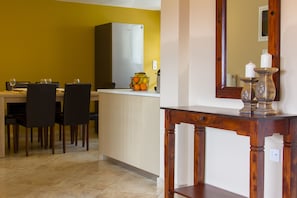 Dining - Nafplio Veranda apartment (Nafplio)