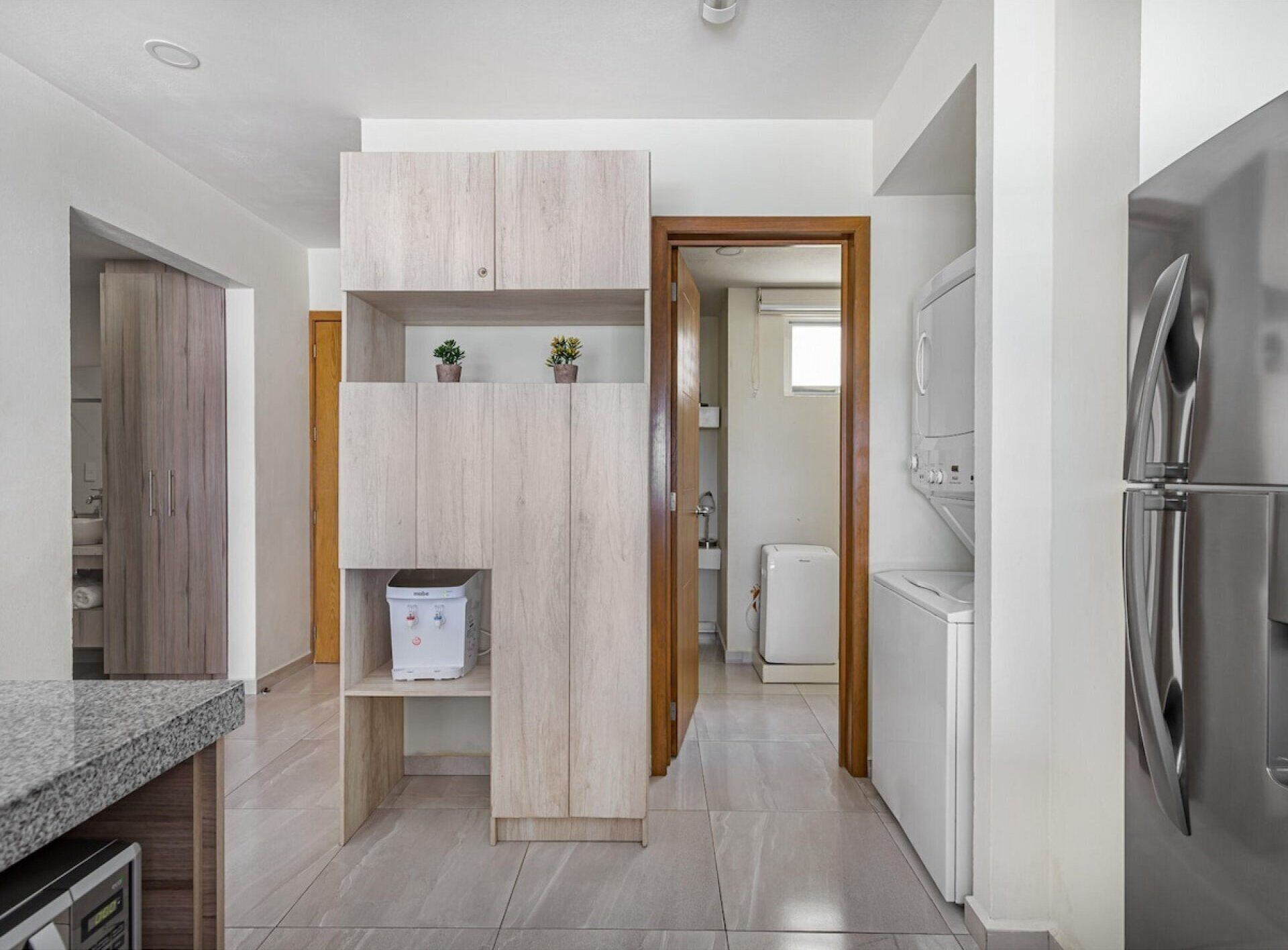 D503·Near airport - 3 bedrooms-ideal for families!