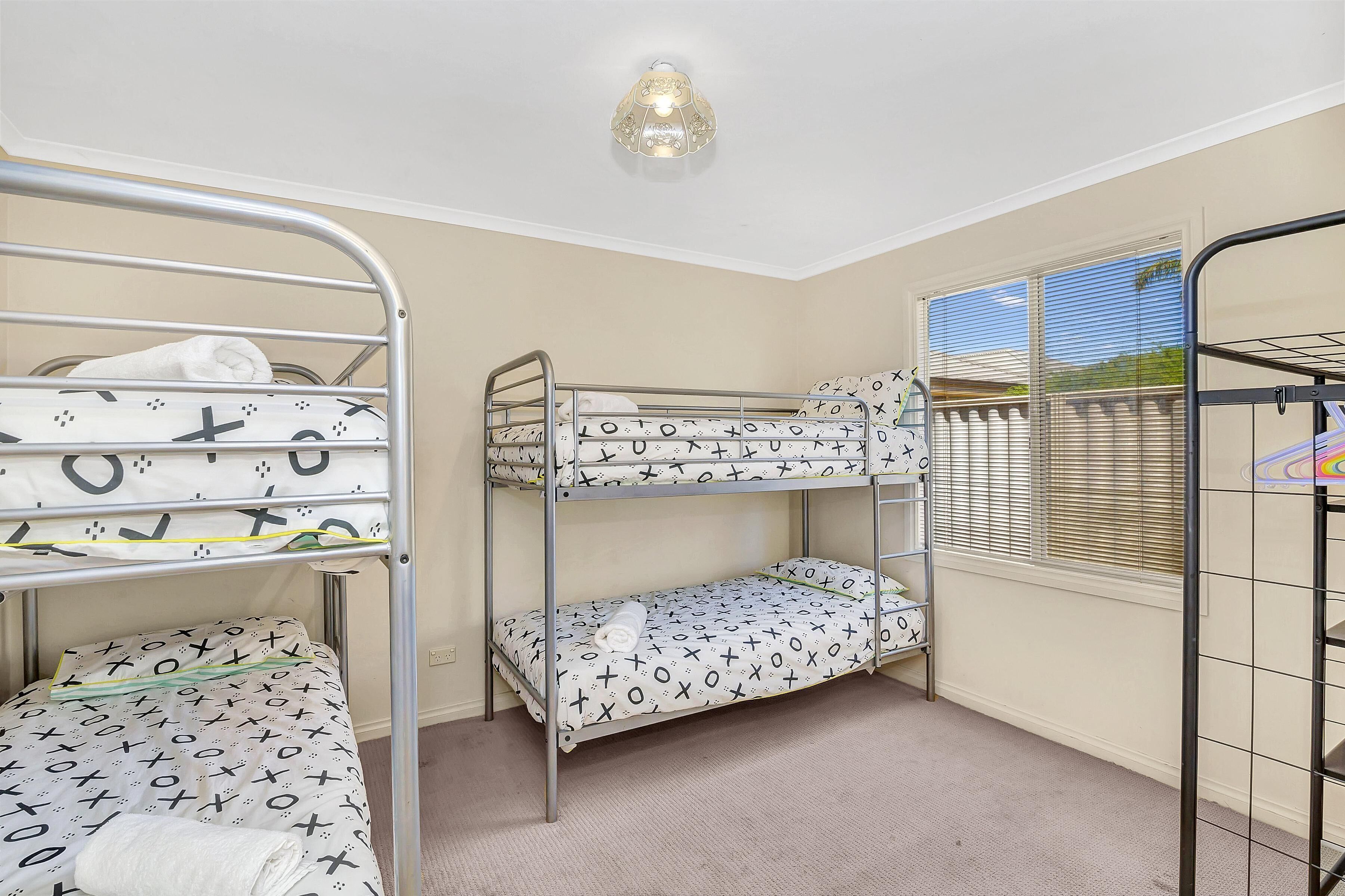 Green Reef Beach House ~ Aldinga Beach - Fantastic Entertainer with Large Balcony and Sea Views — image 12