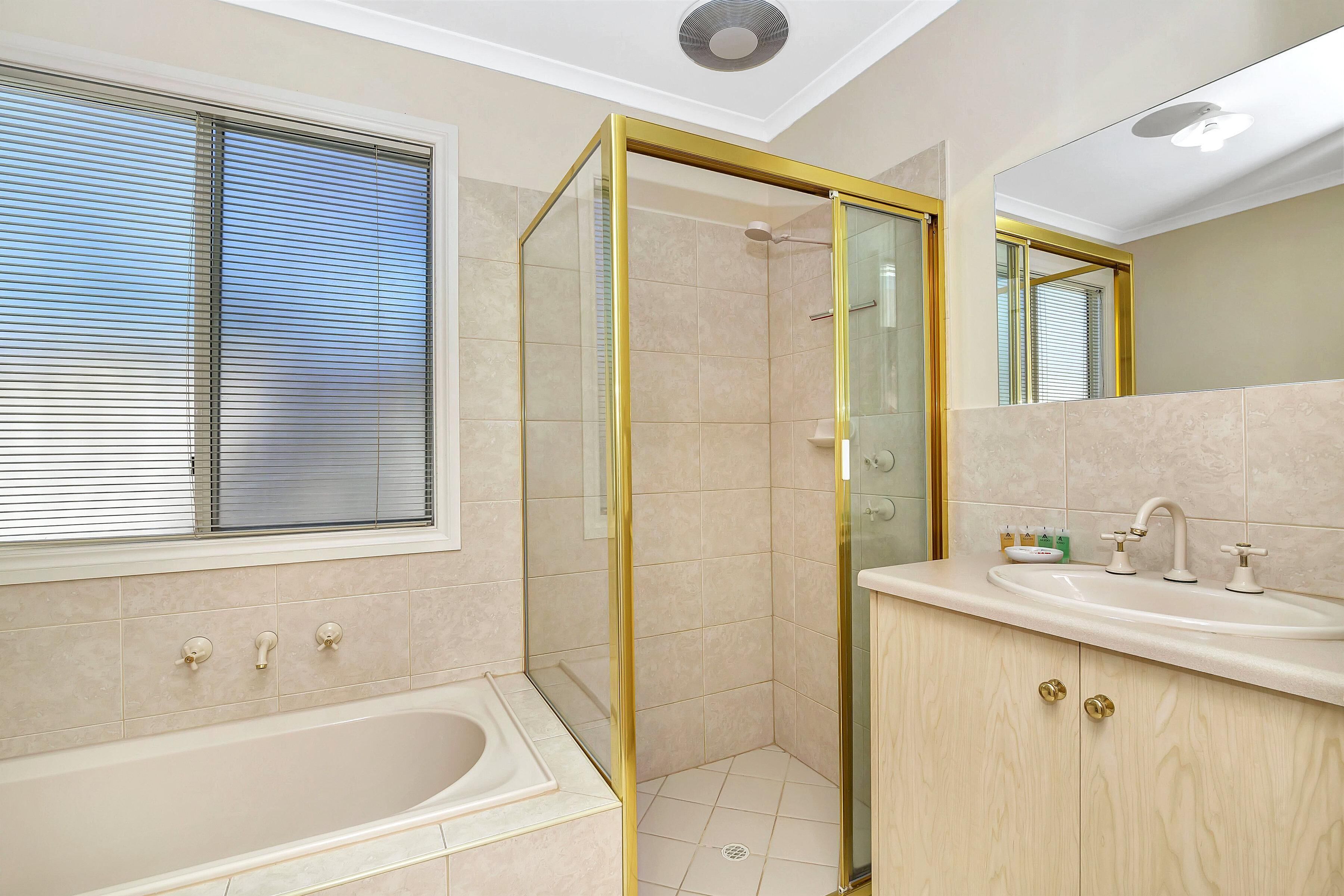 Green Reef Beach House ~ Aldinga Beach - Fantastic Entertainer with Large Balcony and Sea Views — image 11