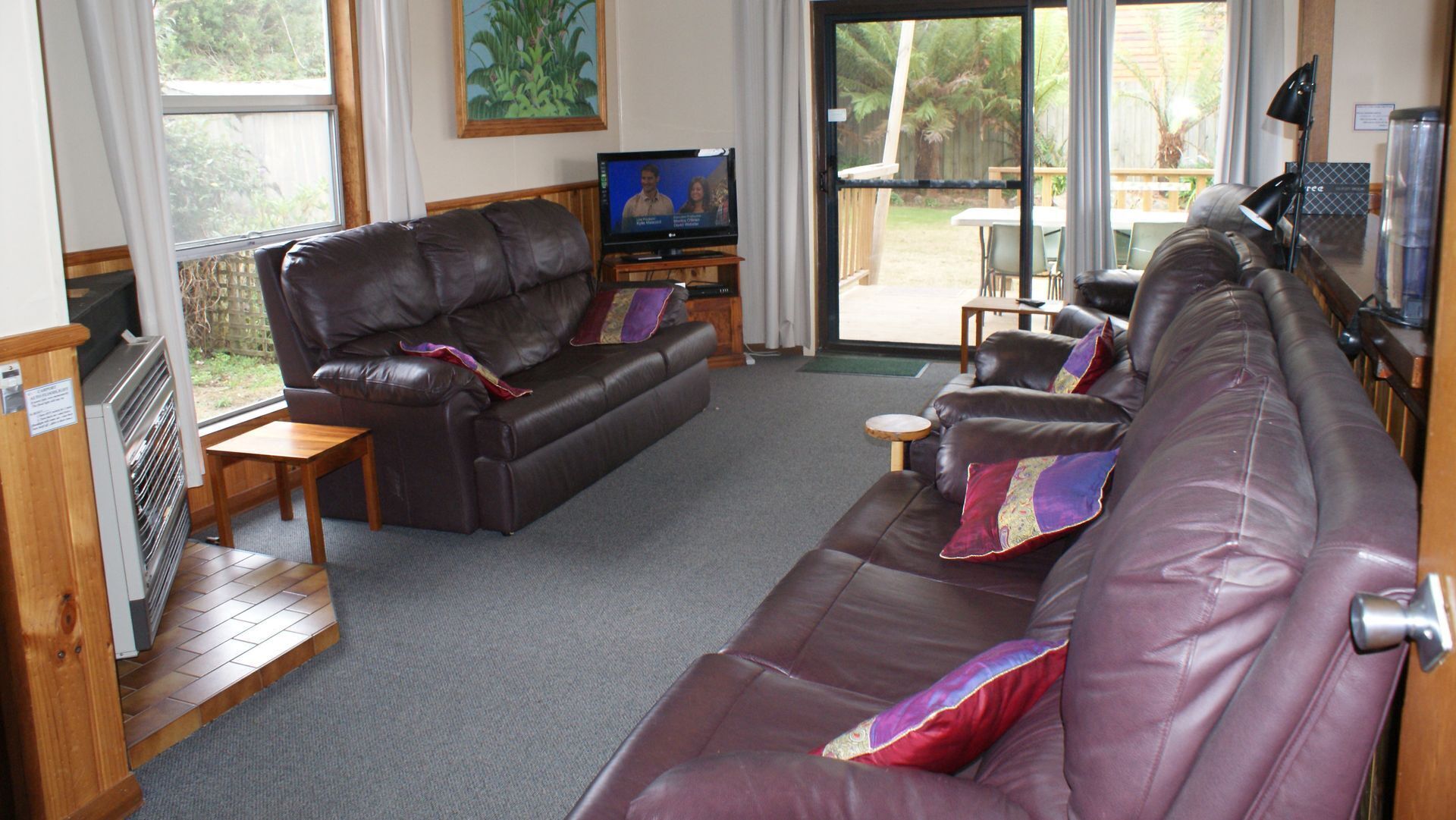 AAA Granary Accomm - T-tree 3 bedroom Cottage