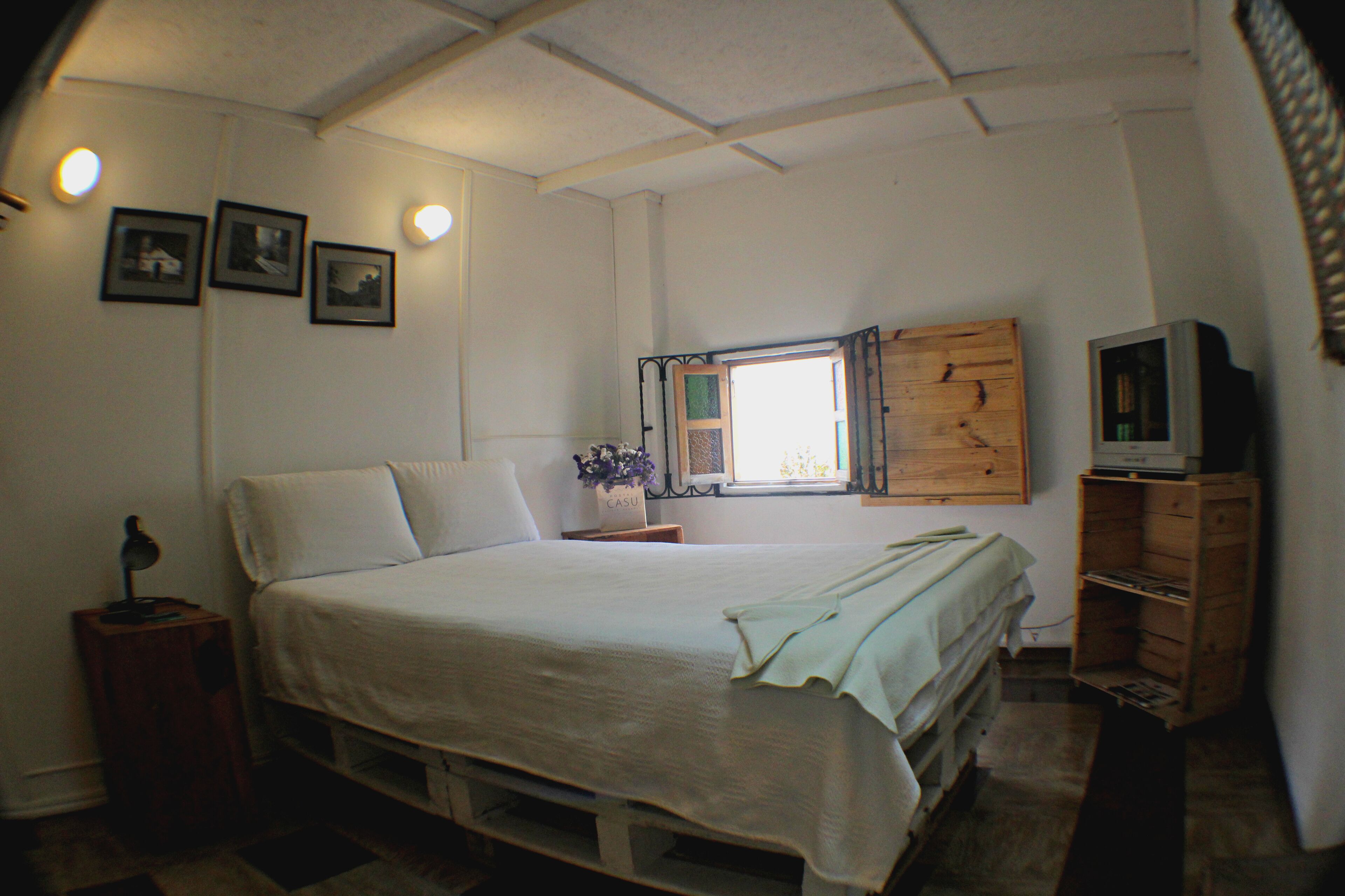 Hostel Café Casu is a joyful and colorful place.