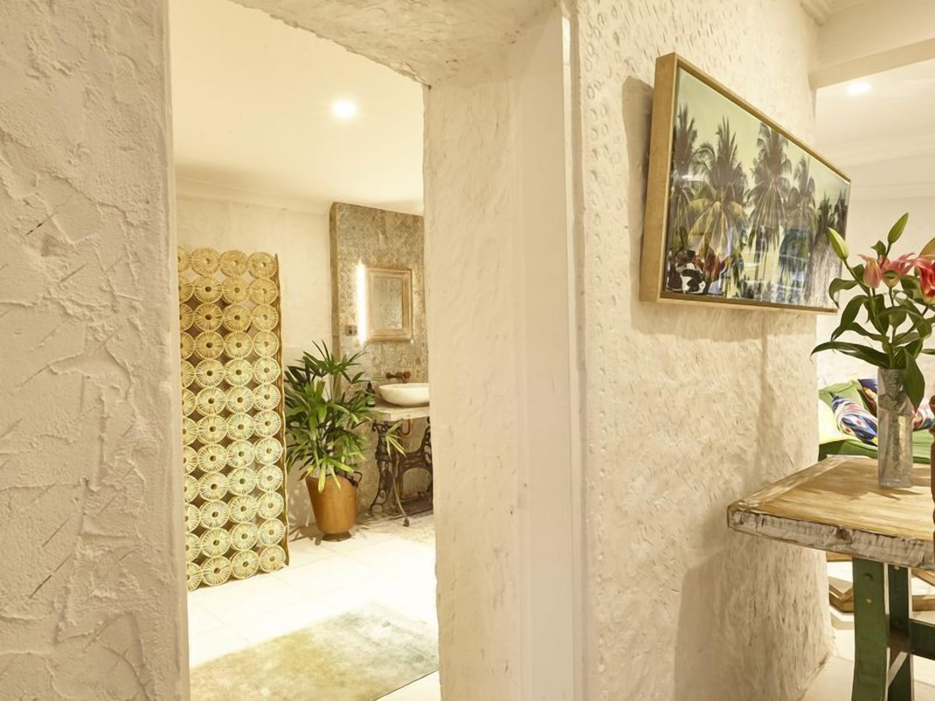 Kookaburra down  — image 19