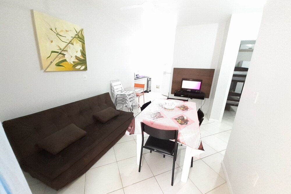Economic 2 bedroom apartment Cod: 201