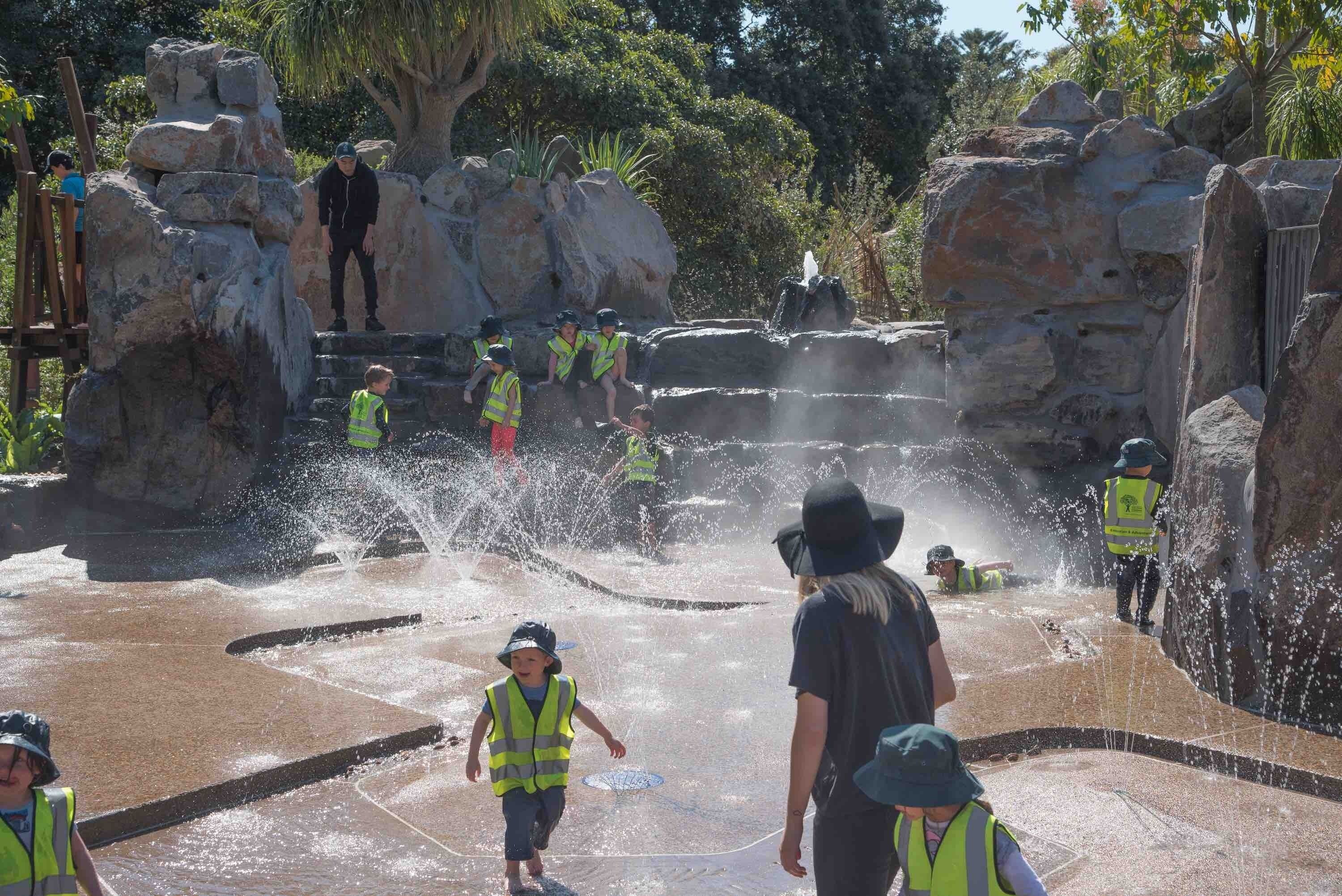 Entire 2 Bedroom apartment near UNSW & Hospitals — image 12