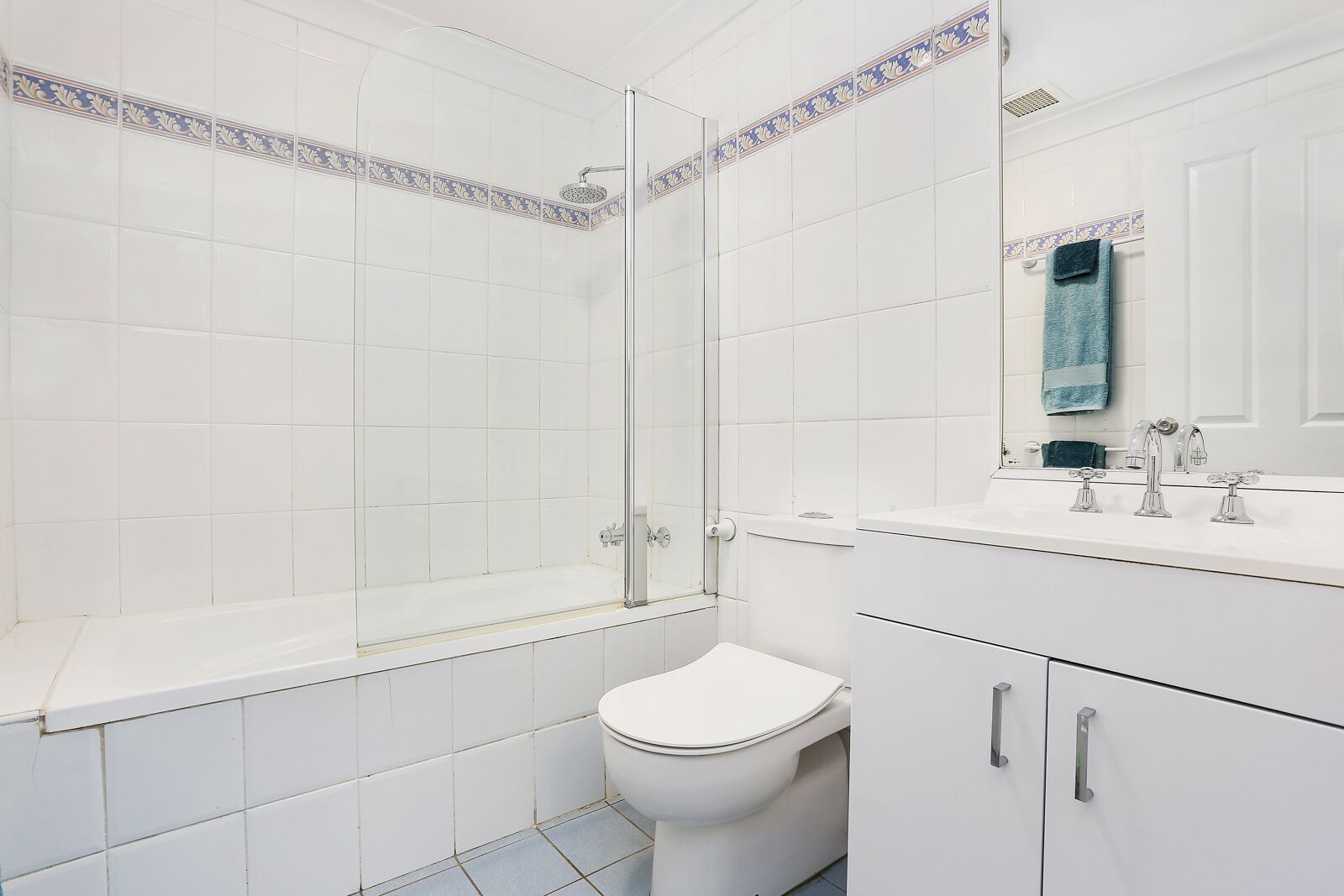 Entire 2 Bedroom apartment near UNSW & Hospitals — image 8