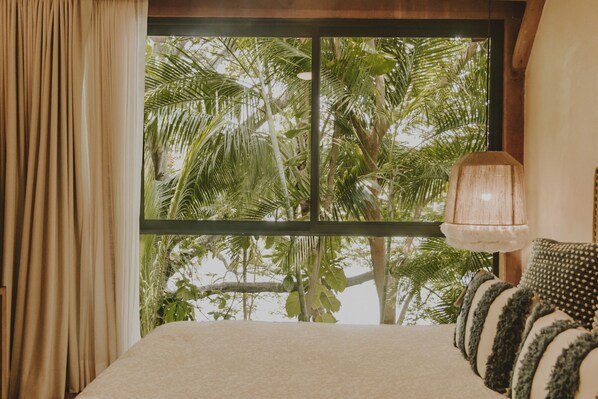 3 chambres, fer et planche à repasser, Wi-Fi gratuit, draps fournis