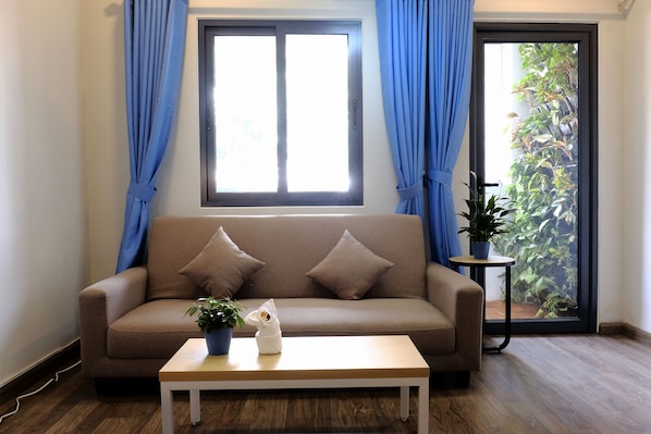 TV - 24h Saigon Serviced Apartment - District 1 - Ho Chi Minh City - Vietnam (Ho Chi Minh)