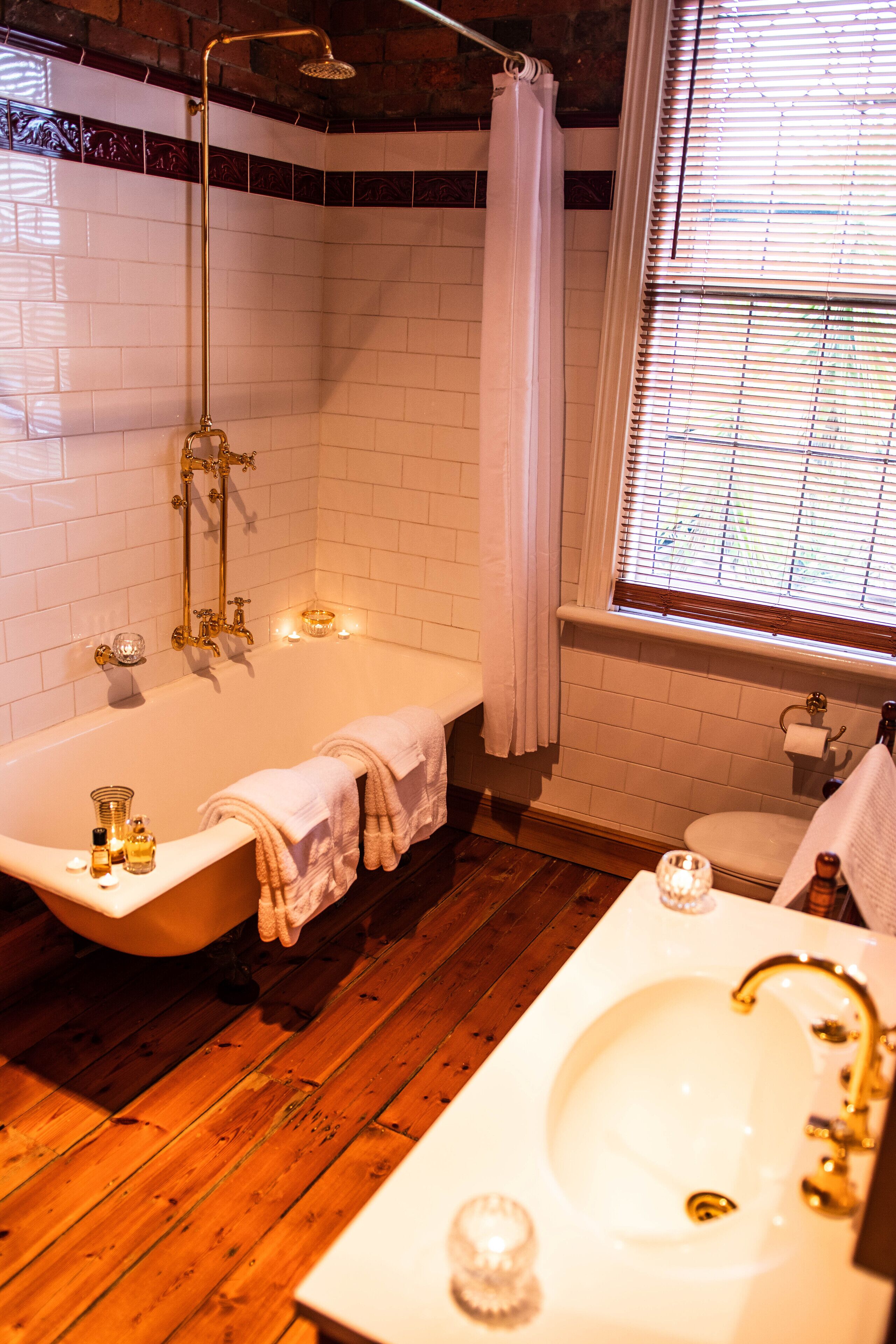 GRANDVIEW APARTMENT 159 View Street. Bendigo.