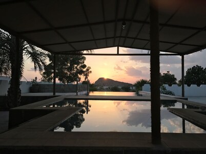 Oman getaway: Sidr eco-cabin, close desert, mountains, forts and village