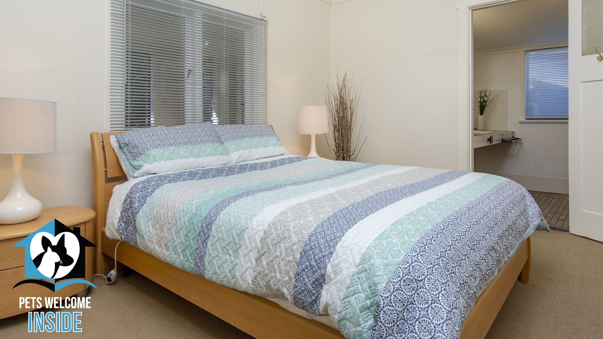 Absolute Beachfront 3BR 2BA Home w/ Beach Track — image 10