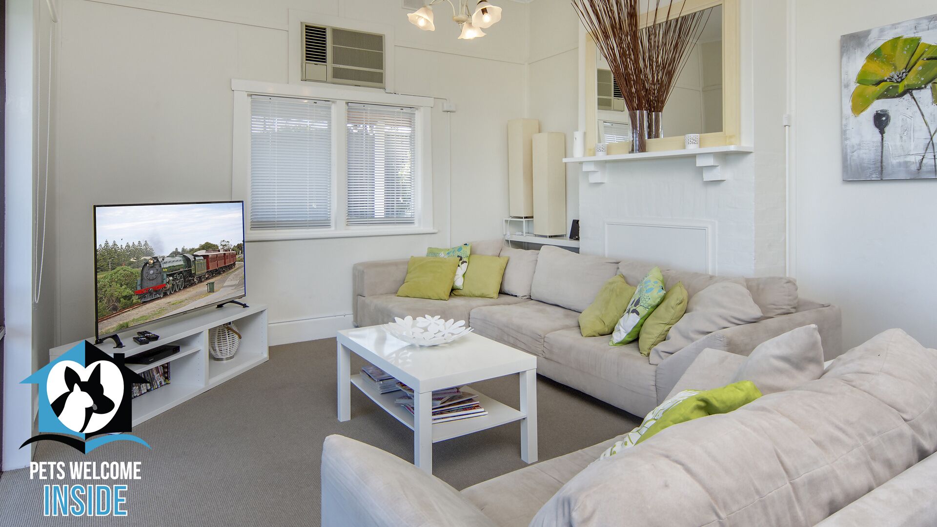 Absolute Beachfront 3BR 2BA Home w/ Beach Track — image 5