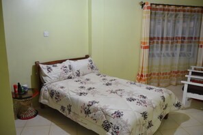 1 quarto, ferros/tábuas de passar roupa, Wi-Fi, roupa de cama