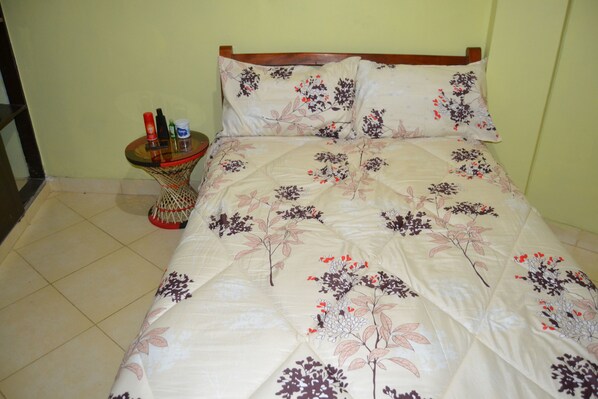 1 makuuhuone, silitysrauta/-lauta, Wi-Fi, vuodevaatteet