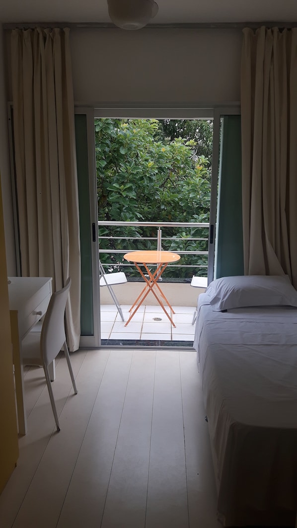 3 chambres, bureau, fer et planche Ă repasser, accĂšs Internet