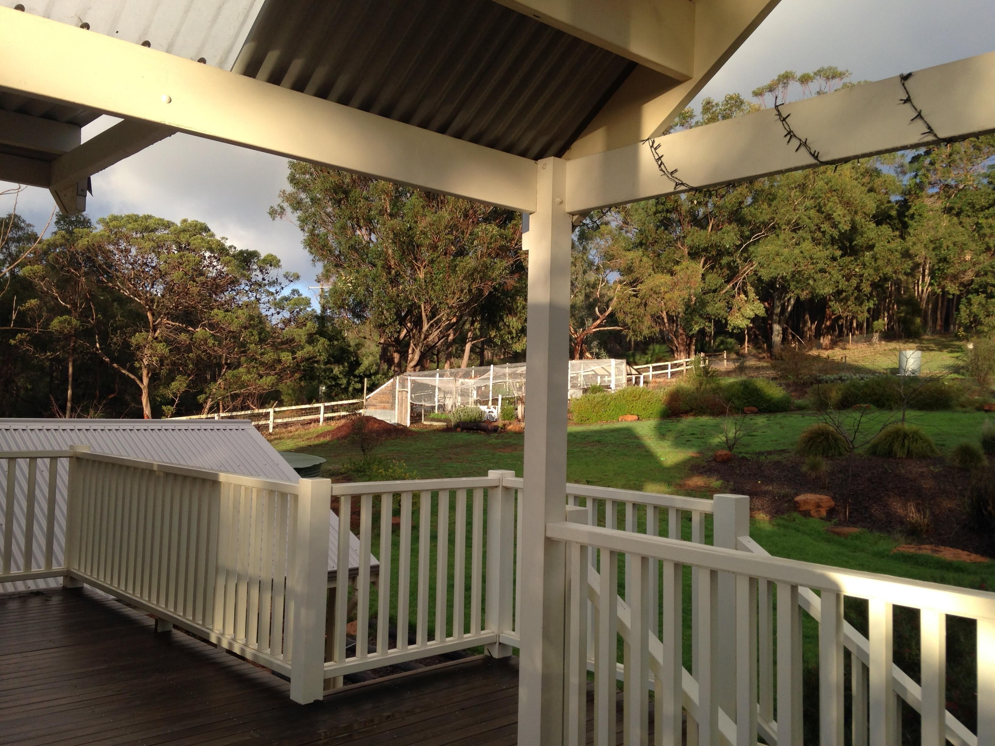 STUNNING HOME YALLINGUP. BEAUTIFUL SURROUNDINGS. WALK IN AND RELAX — image 7