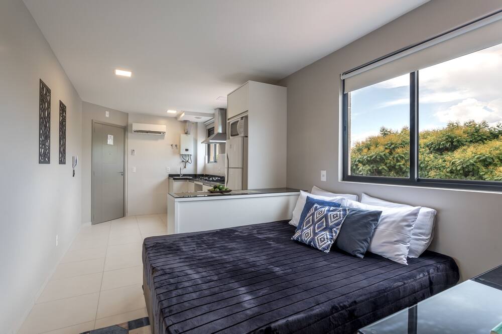 Pleione Residence