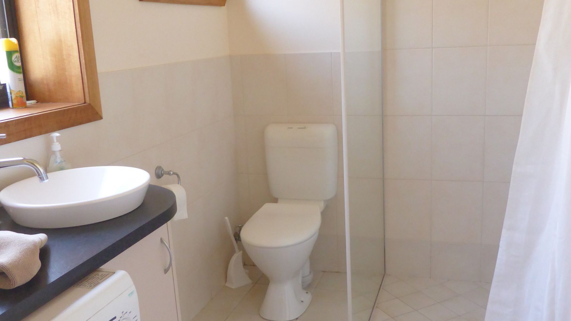 Bella Villa 2 bedroom — image 6