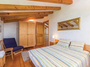 2 bedrooms, free WiFi
